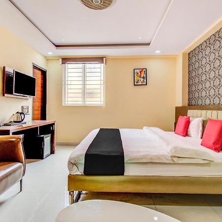 Capital O 5381 The Emirates Hotel Bangalore Ngoại thất bức ảnh