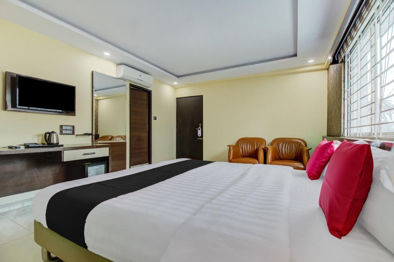 Capital O 5381 The Emirates Hotel Bangalore Ngoại thất bức ảnh