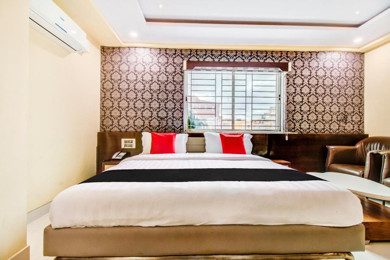 Capital O 5381 The Emirates Hotel Bangalore Ngoại thất bức ảnh