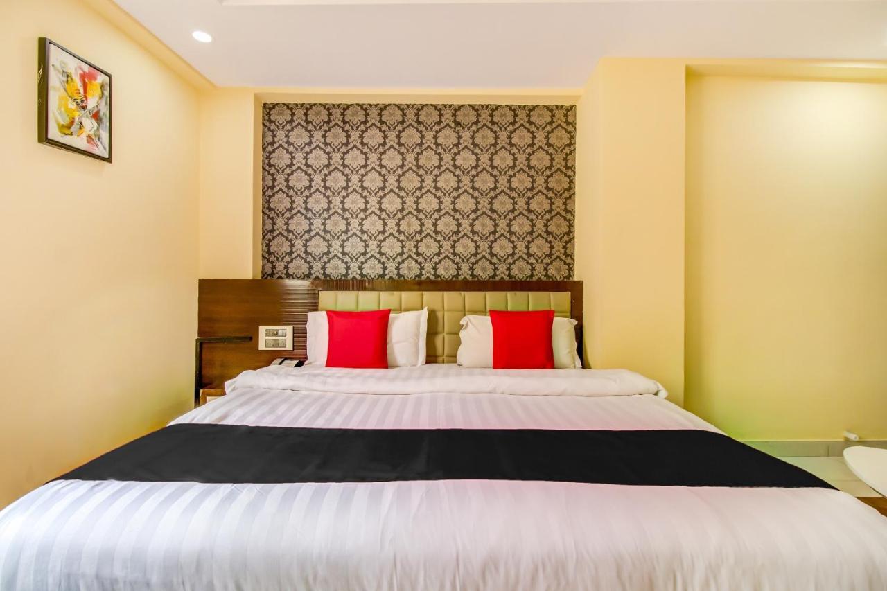 Capital O 5381 The Emirates Hotel Bangalore Ngoại thất bức ảnh