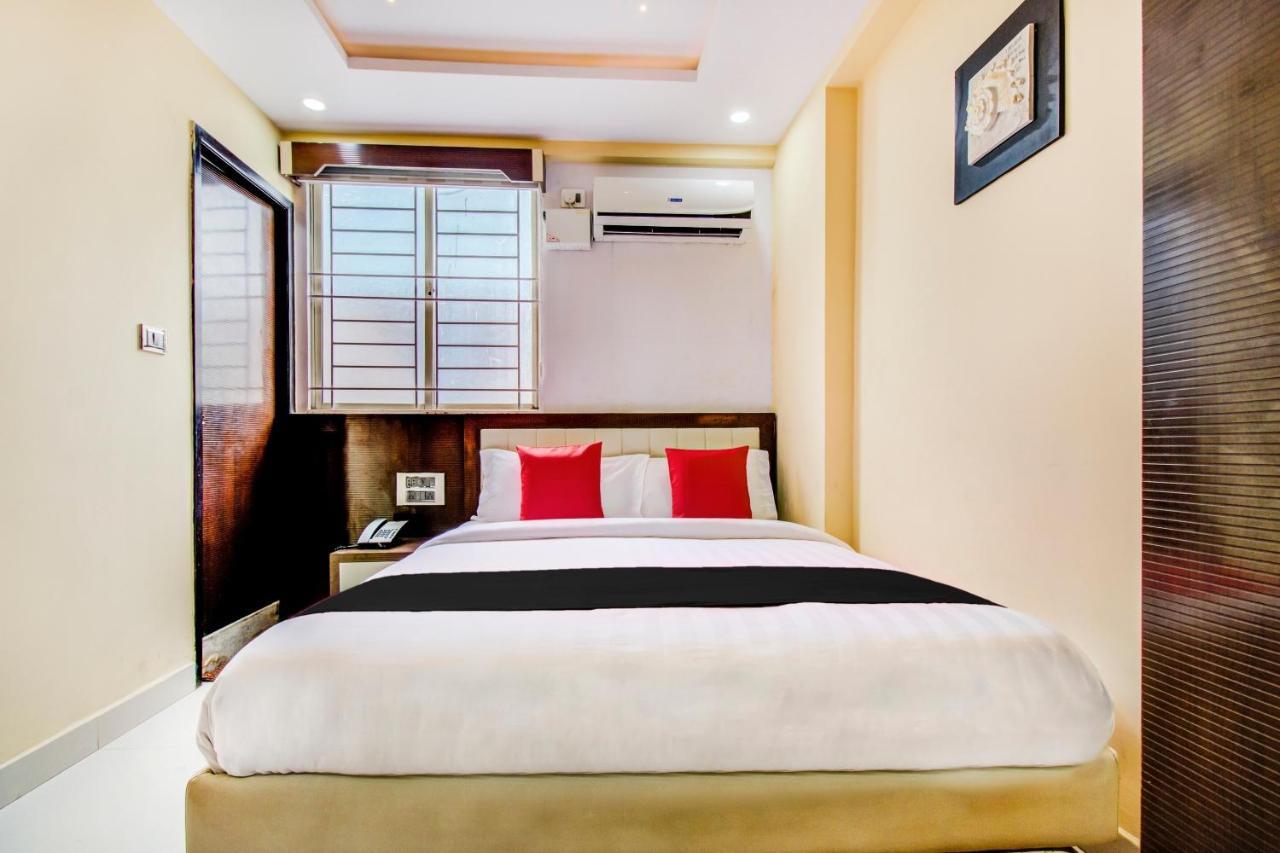 Capital O 5381 The Emirates Hotel Bangalore Ngoại thất bức ảnh