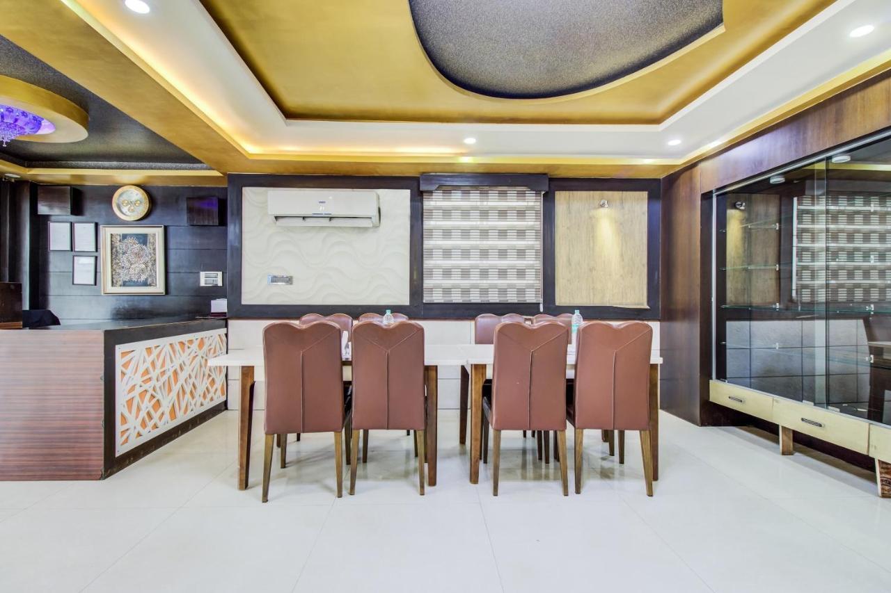 Capital O 5381 The Emirates Hotel Bangalore Ngoại thất bức ảnh